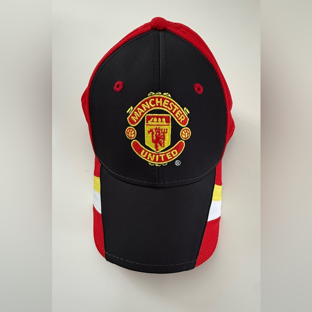 New Manchester United Black & Red Baseball Cap